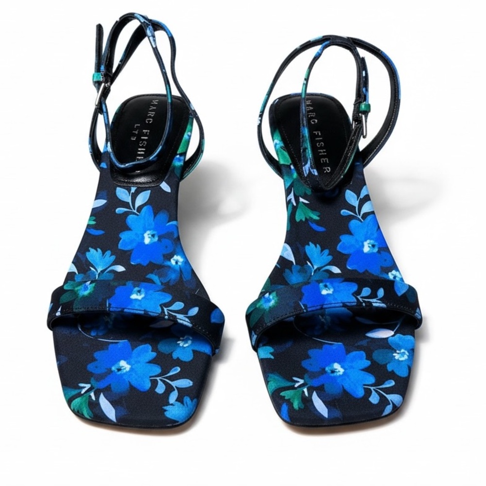 NWOT Marc Fisher LTD
Women's Alona Kitten Heel Sandals